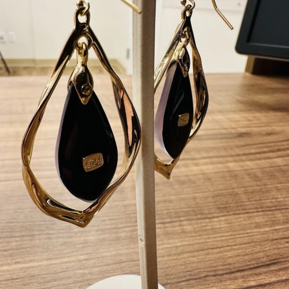 Alexis Bittar Purple Lucite in Gold Tone Setting Teardrop Earrings 2.5” long New - Picture 5 of 8